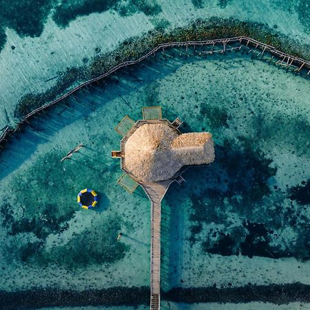 Thatch Caye Resort A Muy'Ono Resort ฮอปกินส์ ภายนอก รูปภาพ