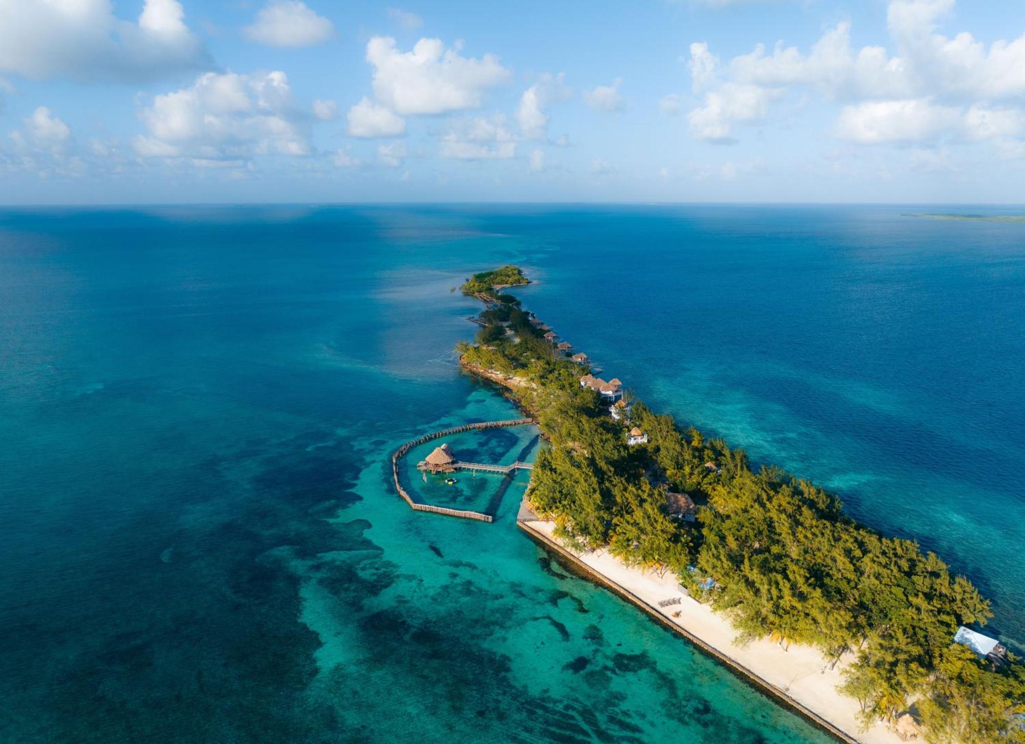 Thatch Caye Resort A Muy'Ono Resort ฮอปกินส์ ภายนอก รูปภาพ
