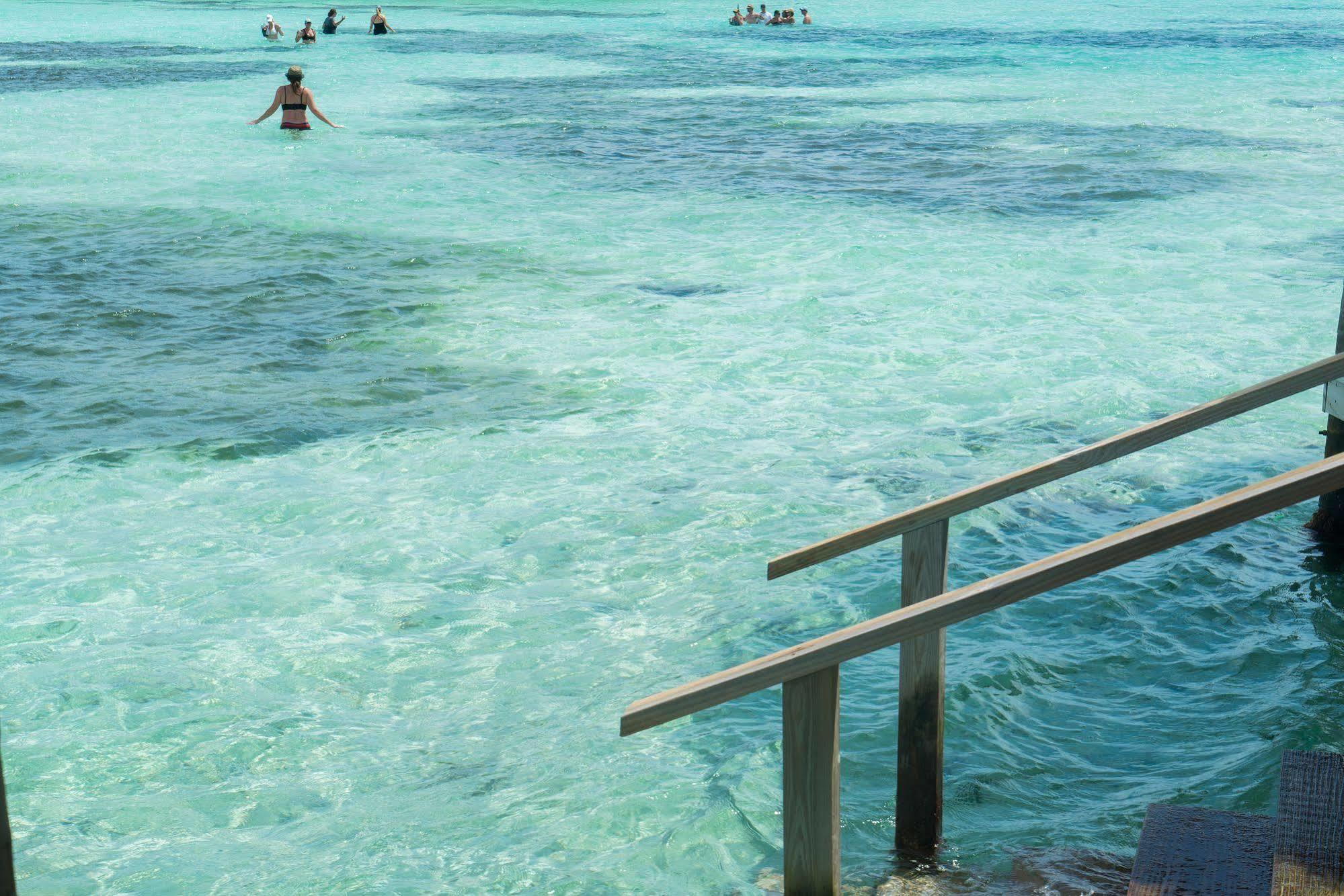Thatch Caye Resort A Muy'Ono Resort ฮอปกินส์ ภายนอก รูปภาพ