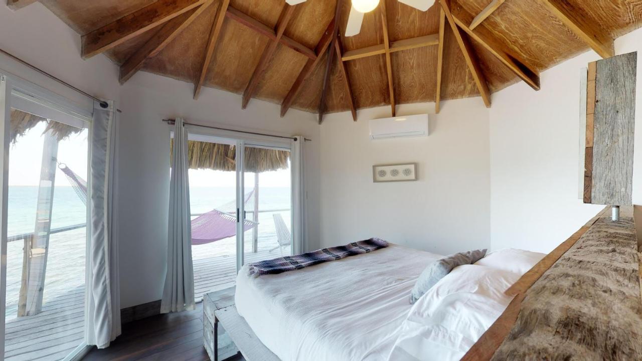 Thatch Caye Resort A Muy'Ono Resort ฮอปกินส์ ภายนอก รูปภาพ